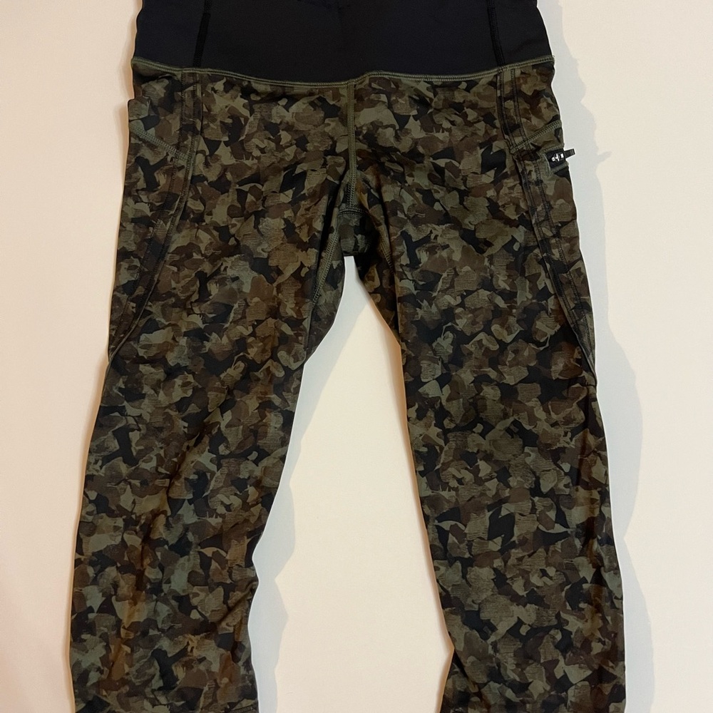 Lululemon Athletica Camouflage Leggings - Black and Brown